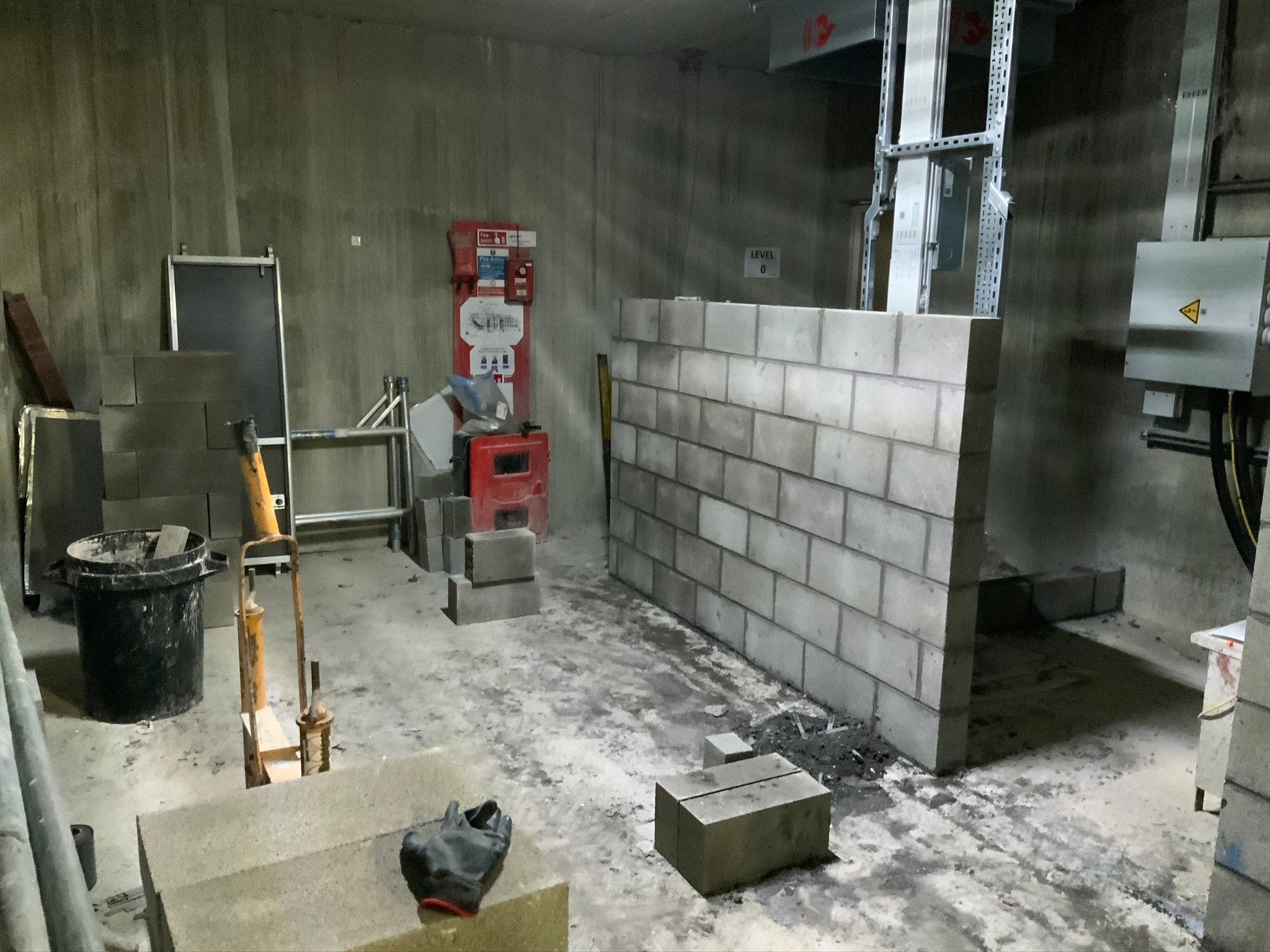 Why Blockwork Falls Short: Understanding BS EN 1366-8 Compliance
